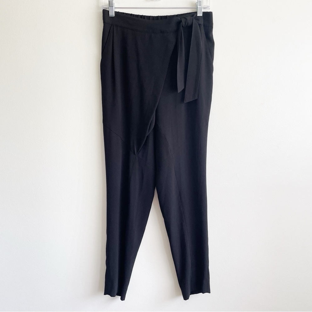 St. John crepe tie wrap bow crepe pants pull on black size 2 office luxury solid